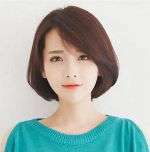 今年时尚的短发款式流行女生短发发型名字都有什么介绍