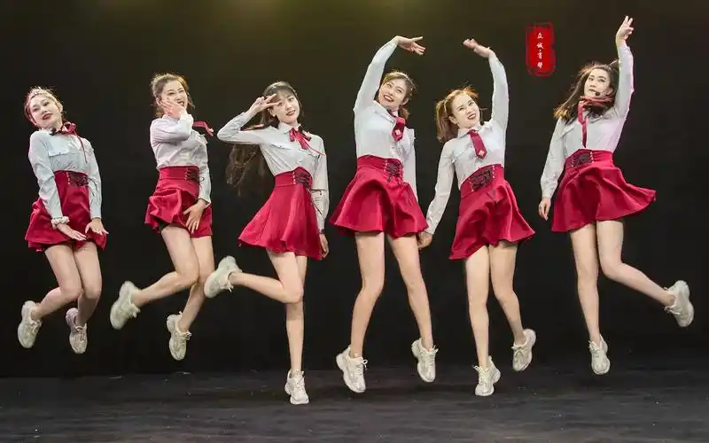 可爱舞蹈爱你 王心凌舞蹈 烟台商演 婚礼舞蹈 爵士