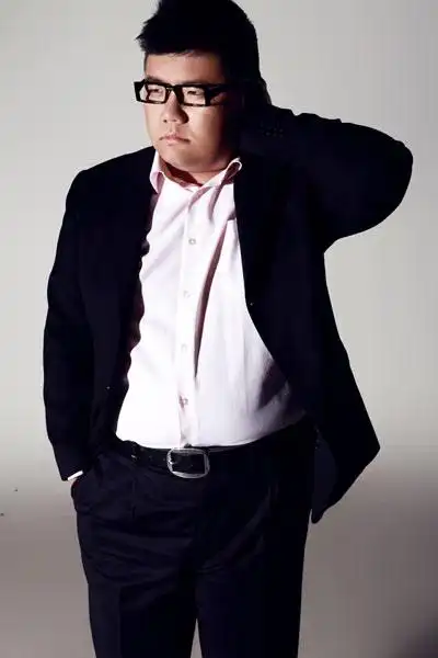 嘻哈包袱铺话剧《兄弟,别闹》(主演:高晓攀,尤宪超)