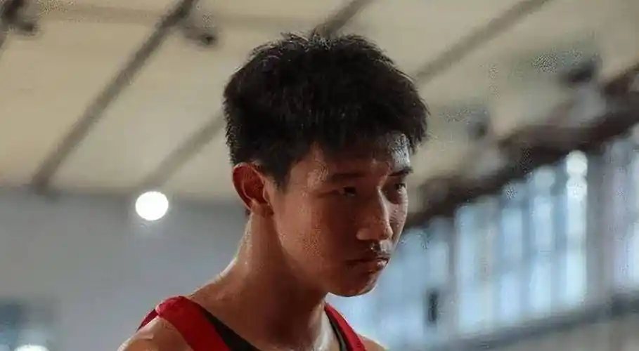 cba三消息广东小将仅提一人侯逸凡离开北控青岛内线太强大