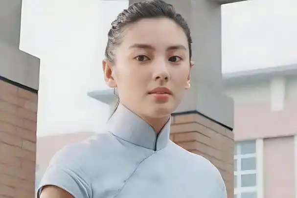 张雨绮遭网暴!用"厌男"手机壳内容激进,疑似冒犯整个男性群体