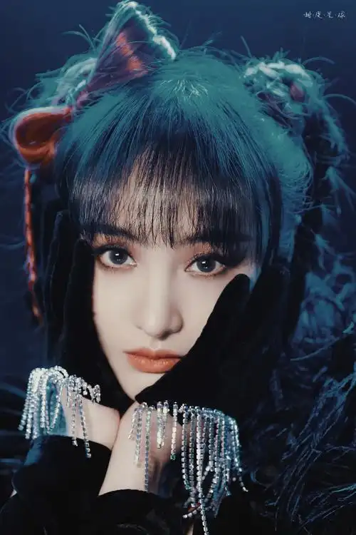 好美好灵气的郑爽,双马尾造型绝美