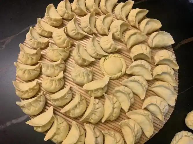 荠菜美食之一饺子