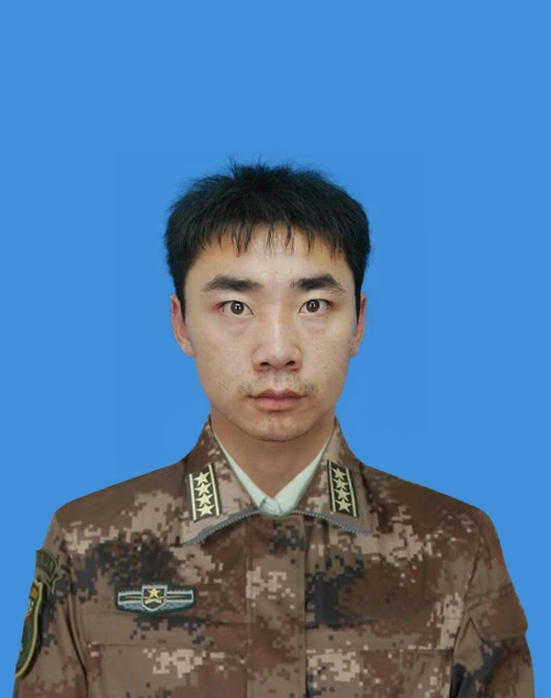 求ps大神,给我p套常服军装,要帽子,军衔随意,不要太挫就行,谢谢!