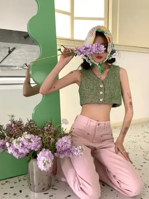 今天露腰不露脸170cm41kg