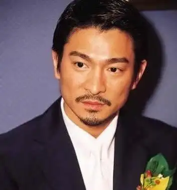 面相学论胡子全面解析胡子代表的命密码女人长胡子面相解释