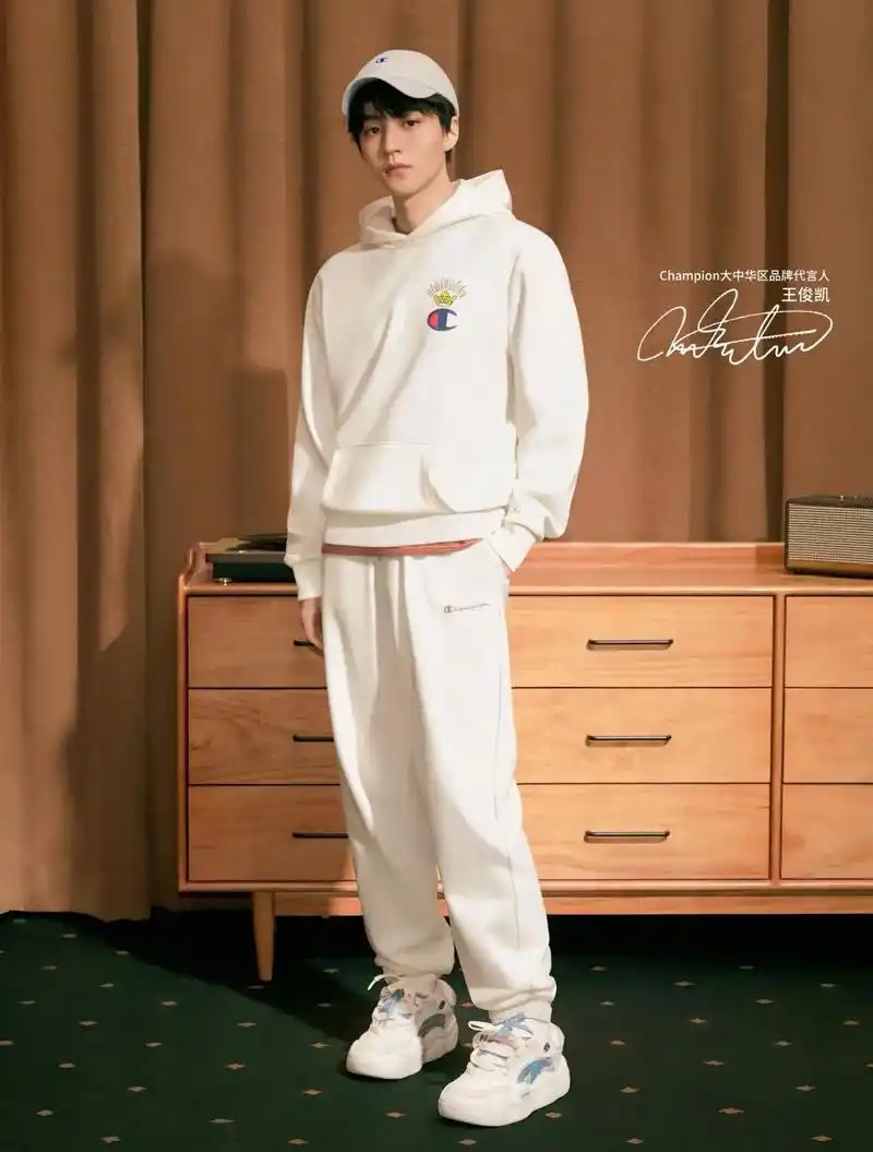 这不妥妥男大啊#王俊凯 - 抖音