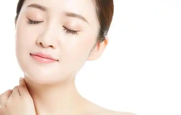 泫雅林允同框,揭示中韩女性皮肤管理的不同方式,哪些值得借鉴?