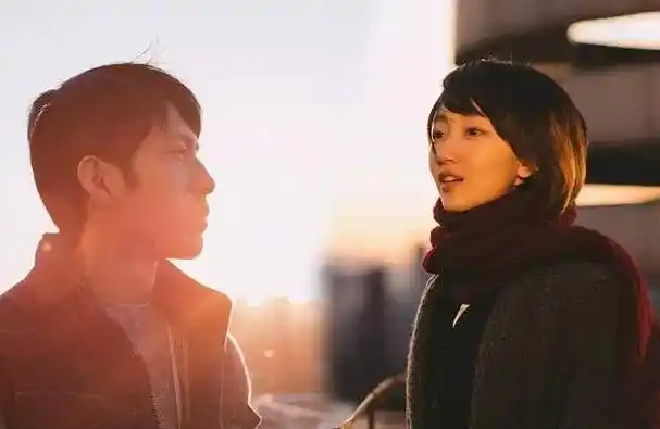 《后来的我们》周冬雨井柏然诠释再见前任,而他却在喊我们回家_林见