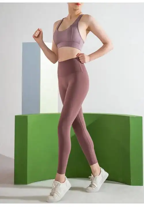 新款无尴尬线裸感高腰无缝瑜伽裤女运动紧身跑步瑜伽服提臀健身裤