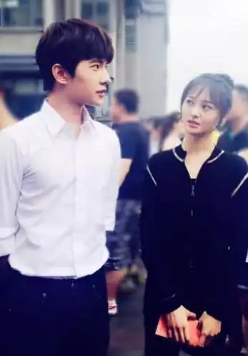 郑爽和杨洋好般配 这组婚纱大片超甜蜜!