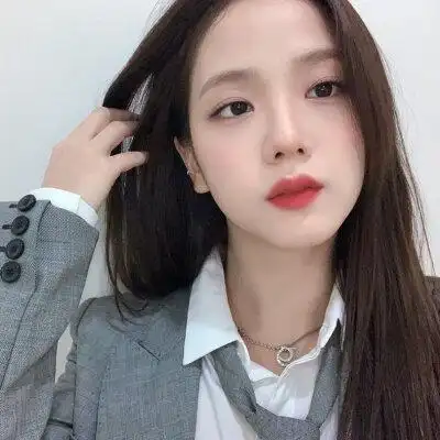 好好看! jisoo头像~图源微博,侵删点赞都是小可爱