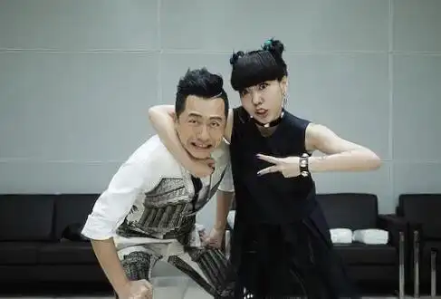 为什么大家不再骂吴莫愁,反而开始骂张碧晨了?