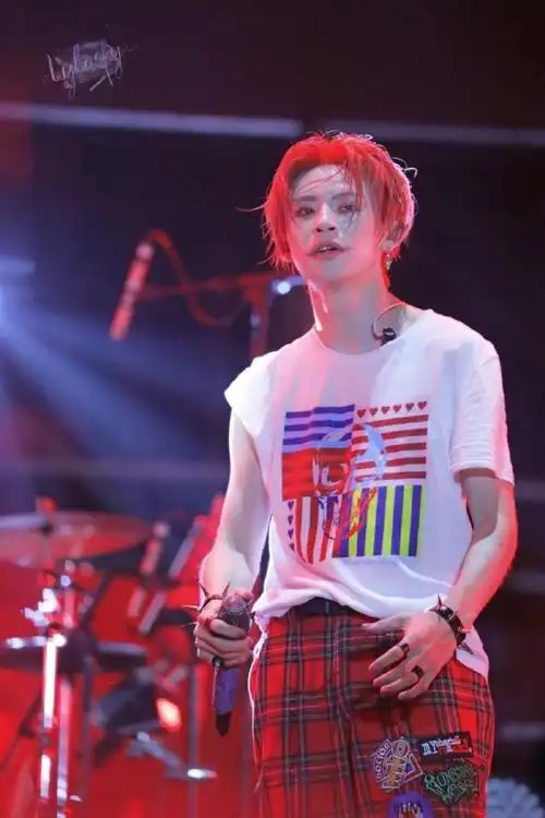 小鬼王琳凯超话#小鬼小丑造型#昨天晚上的小鬼绝绝子!