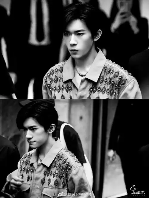 外媒镜头下的易烊千玺生图##易烊千玺秀场直拍##易烊千玺米兰夏