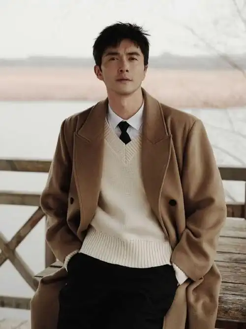 高伟光连发35条微博