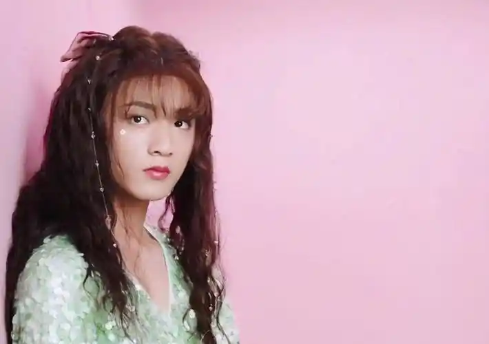 原创时代峰峻为何没女练习生看到旗下男团的女装照男粉表示恋爱了