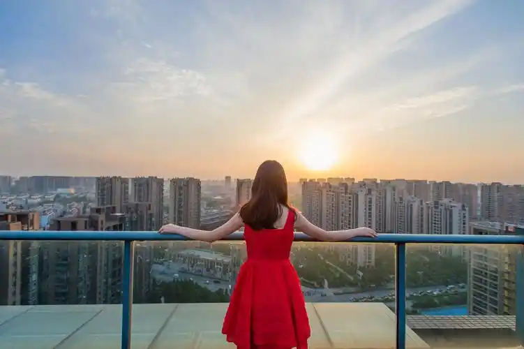 楼顶天台人像一组,天气给力