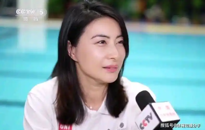 郭晶晶在社交媒体感慨,网友:嫁入豪门后物是人非_中国跳水队_巴黎奥运