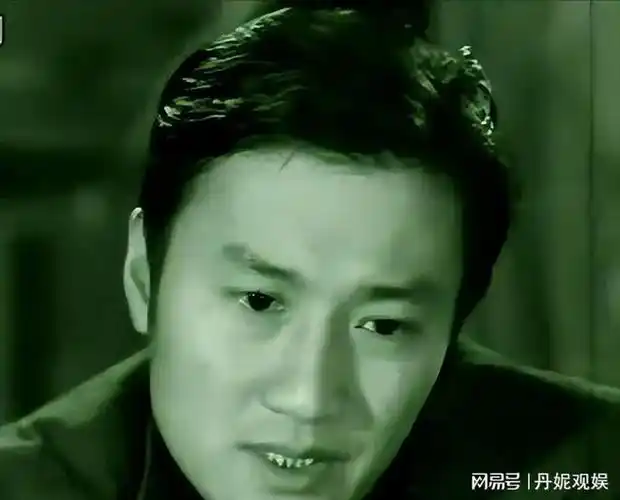 相差49岁的爷孙恋谢贤养了12年的coco分手5年后如今怎样了