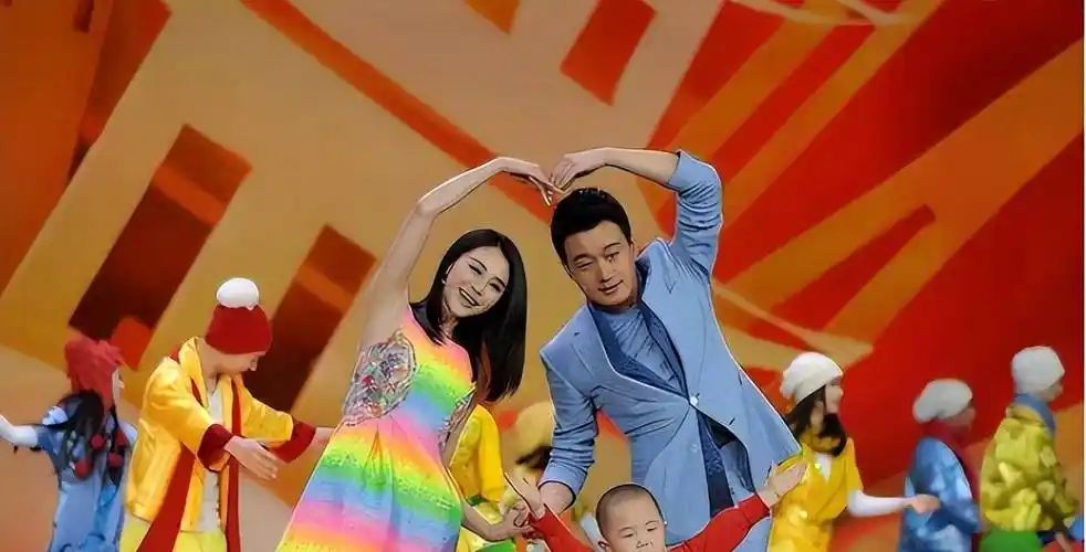 接下来,他出演了多部电影作品,他搭档张艺兴,参演了《从天而降》;他