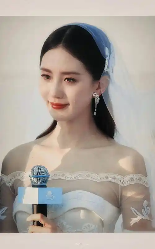 刘诗诗穿婚纱的样子太绝了吧!