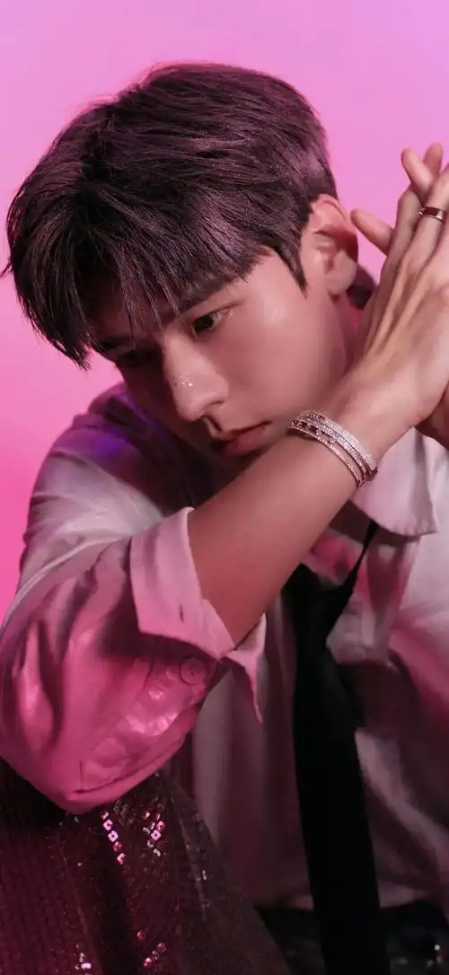 帅哥系列壁纸-第107期-龚俊