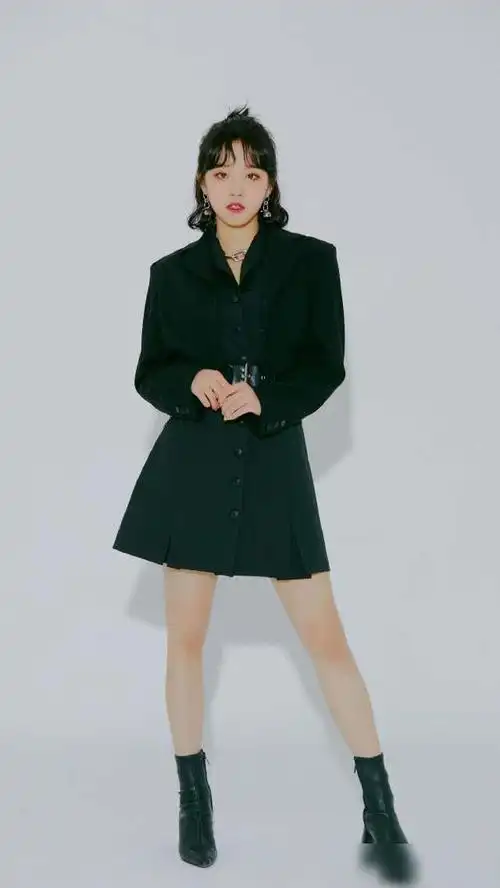 歌手宋雨琦回归奔跑吧节目漂亮又可爱综艺感满满