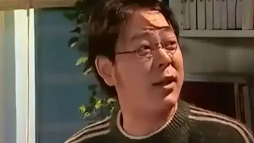 家有儿女:胡一统和夏东海睡一屋,睡觉拿棍子,夏东海被折磨惨了