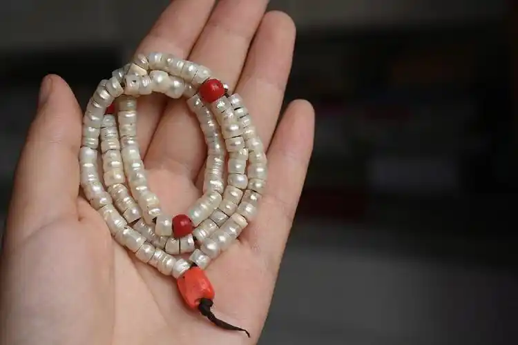 高年份藏式老珍珠直切