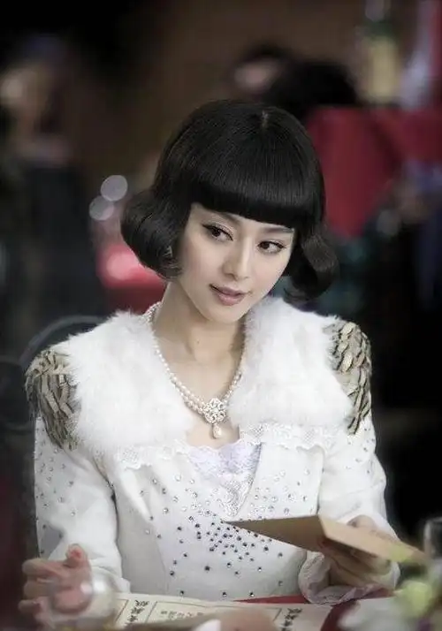 《金大班》范冰冰的造型百变,绿衣绿帽美得出奇!