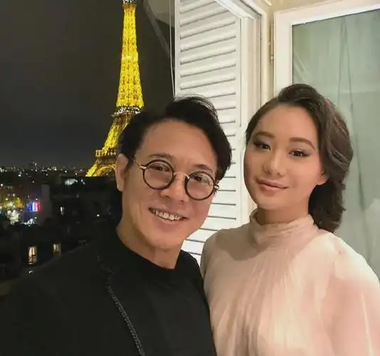 李连杰自曝已和太太利智交代后事早立遗嘱称死后不用立碑办丧事