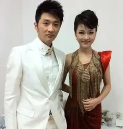 【图】罗彬结婚照闹乌龙 与周群工作照误为结婚照