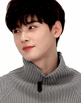 收集   点赞  评论  【 车银优/gif/禁二改】# 拿图点赞喜欢收藏弊鲻