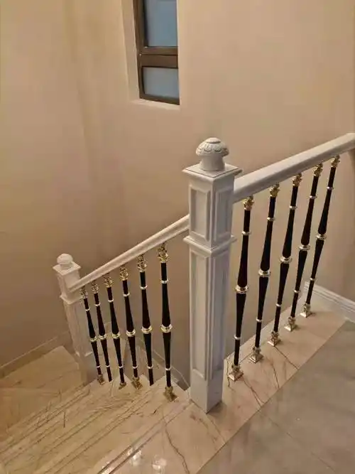室内铝镁合金立柱楼梯扶手欧式楼梯扶手简约现代轻奢风格栏杆铝艺