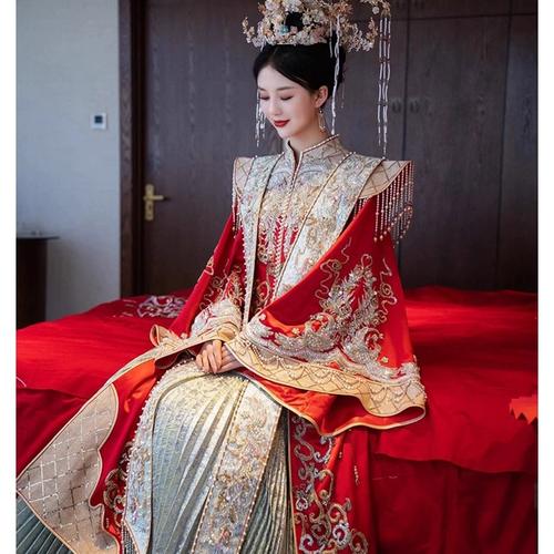 明制汉服凤冠霞帔秀禾服新娘新款出阁嫁衣高端孕妇遮肚龙凤褂秀和