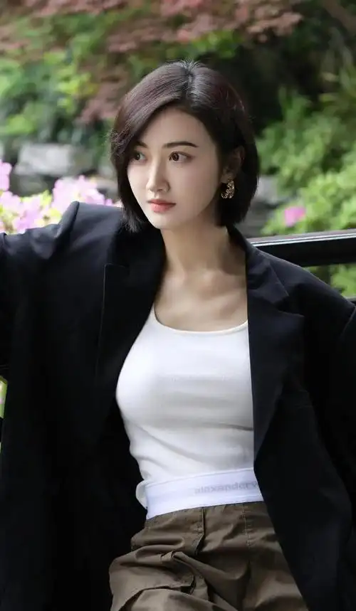 景甜最新物料,大甜甜好美好美呀!