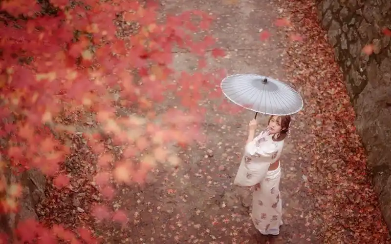 唯美和服古风美女高清桌面壁纸