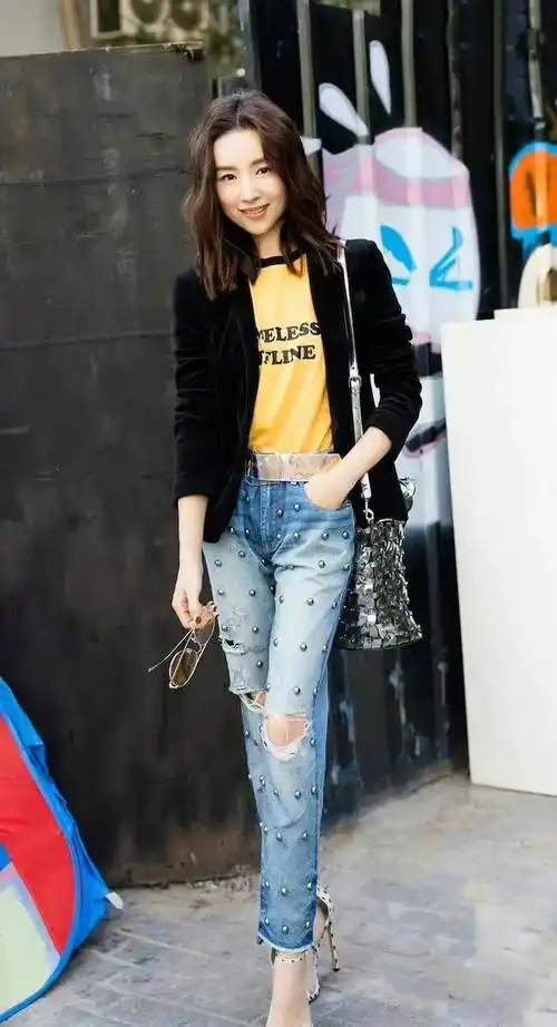 原创董洁曾与助理日久生情还好有卓伟不然潘粤明可能永远没法翻身