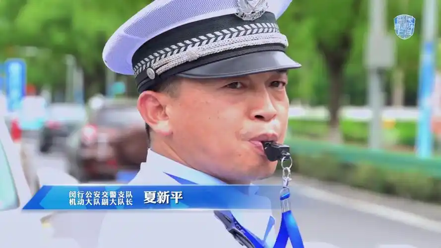 从兵王到全国优秀人民警察这位交警又获评上海市最美退役军人