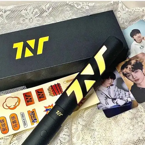 时代少年团警棍浮力