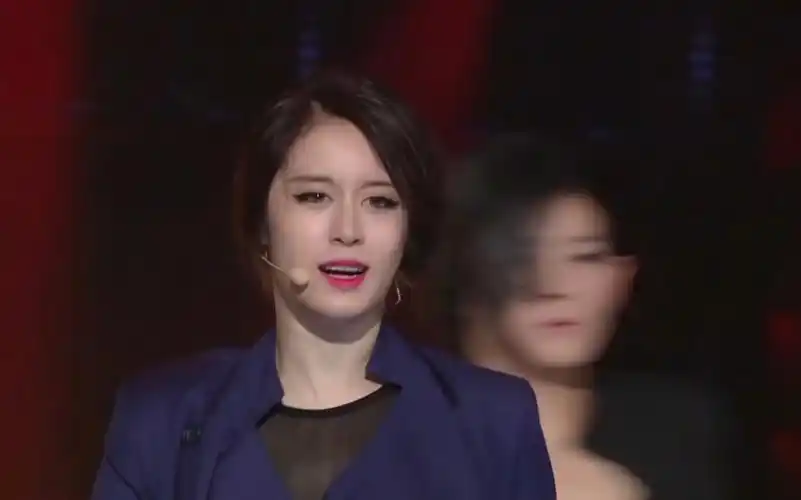 t-ara 朴智妍1分 1秒4k修复 (2)