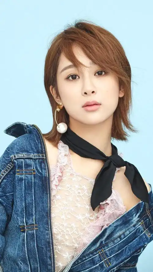 精美图集清纯可爱杨紫