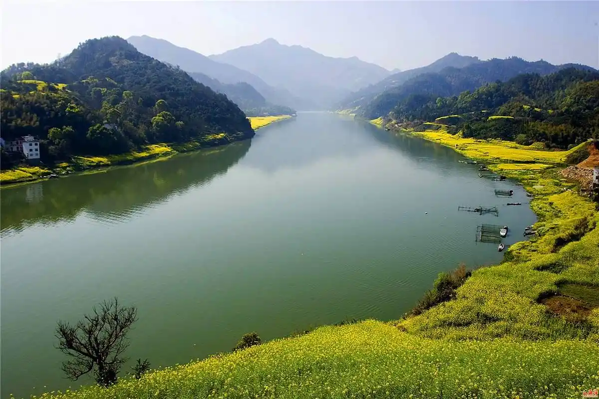 中国最美的山水画廊,比阳朔十里画廊还要美10分,就在安徽歙县