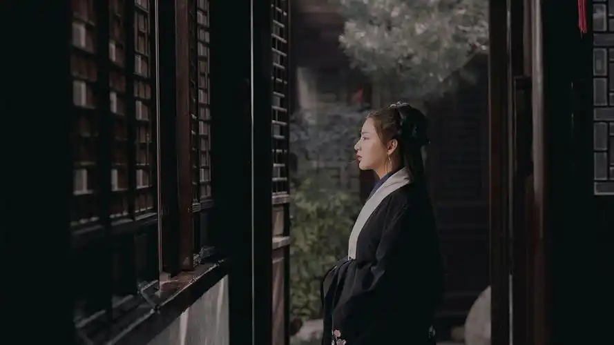 摄影 意境 壁纸 古风 图片来自微博.有自截改动 @知竹