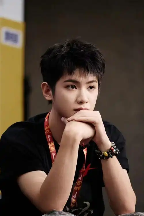 黄明昊36小时没睡了