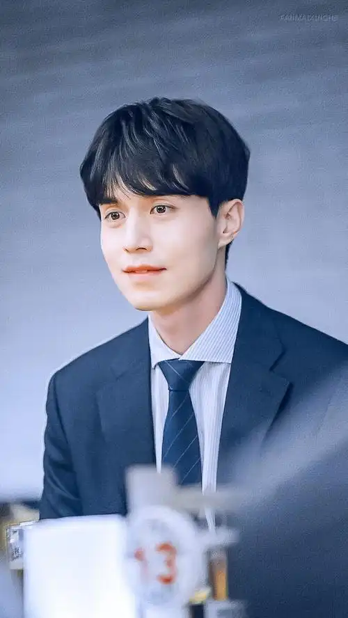 李栋旭crwb贩卖星河