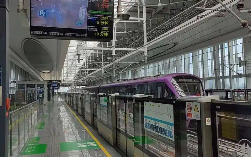 (2023年终作)用一首《同爱同在》,回顾杭州地铁19号线19045亚运专列为