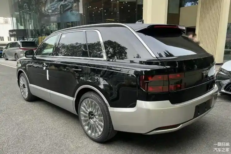 落地超400万配v6插混丰田世纪国内正式开售