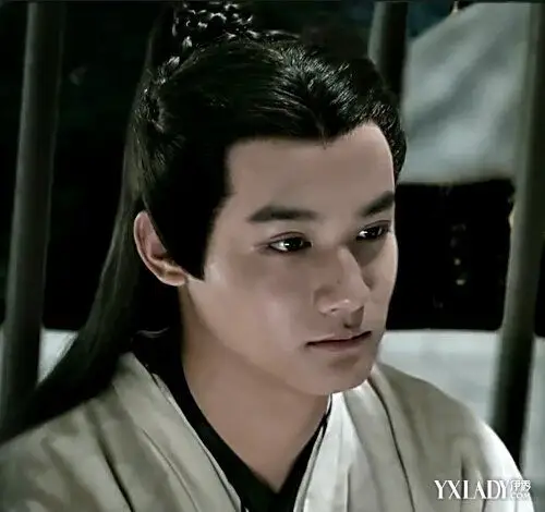 花千骨中南弦月的扮演者是谁90后小鲜肉饰演上古妖神